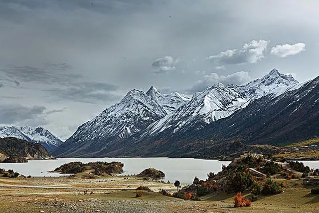 2020年全国旅游简介(西藏)之《昌都市》主推几大景点 宕昌国简介