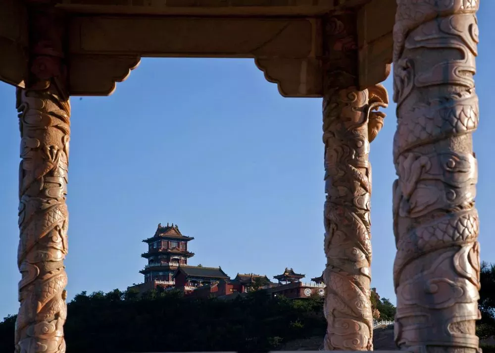 高登山普照寺图片