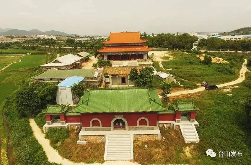 台山灵湖古寺图片