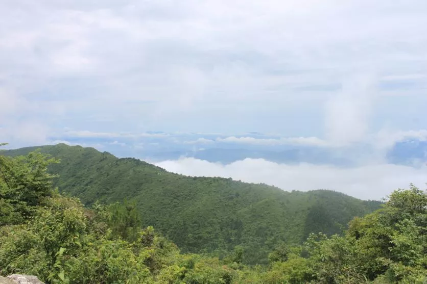 莲花石门山风景图图片