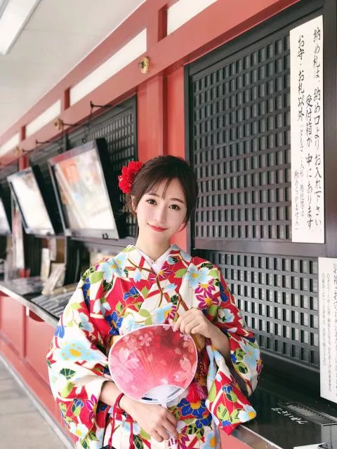 东京浅草寺和服体验 东京浅草寺和服租赁哪家好