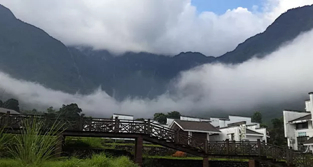 明月山在哪里 明月山附近住宿推荐