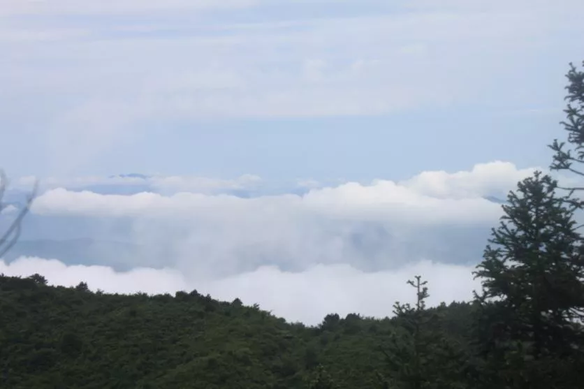 莲花石门山风景图图片