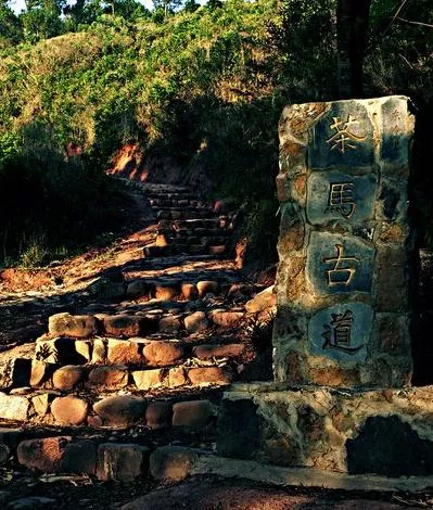 危险重重！盘点国内最值得冒险的十大景点